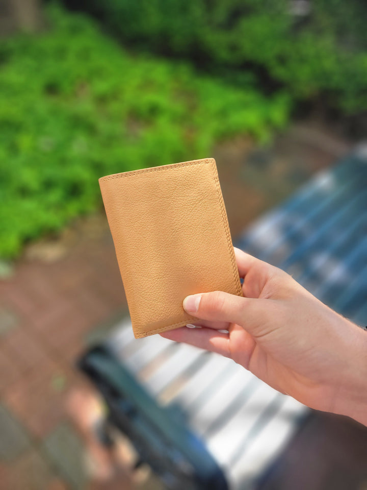 Short Card Wallet with Bills Section