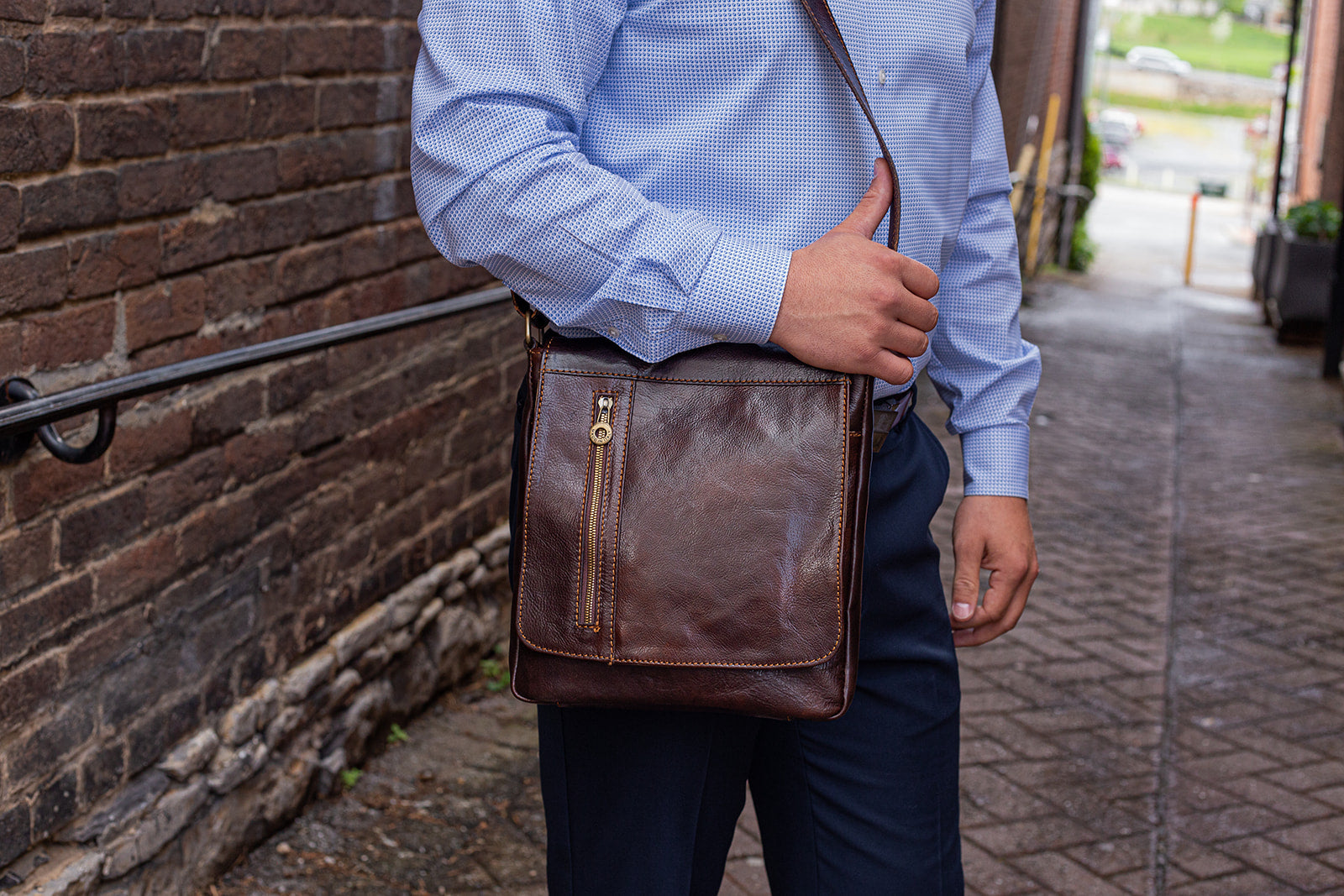 Compact Messenger Bag Marbled Leather