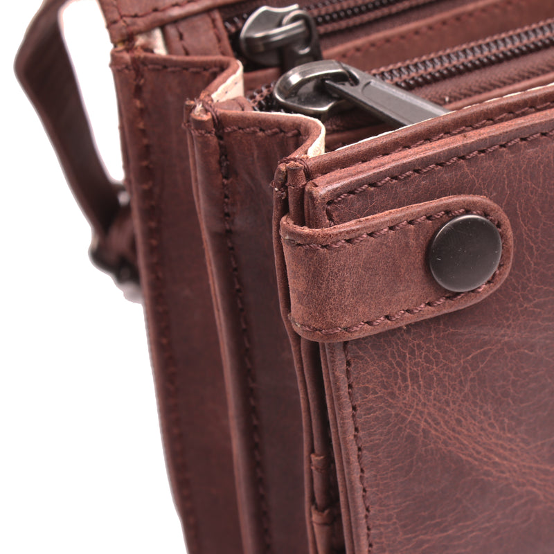 Style "Jolene" | Concealed Carry Crossbody/Shoulder Bag | Upclose Closure Detail | Full Grain Leather | By Lady Conceal